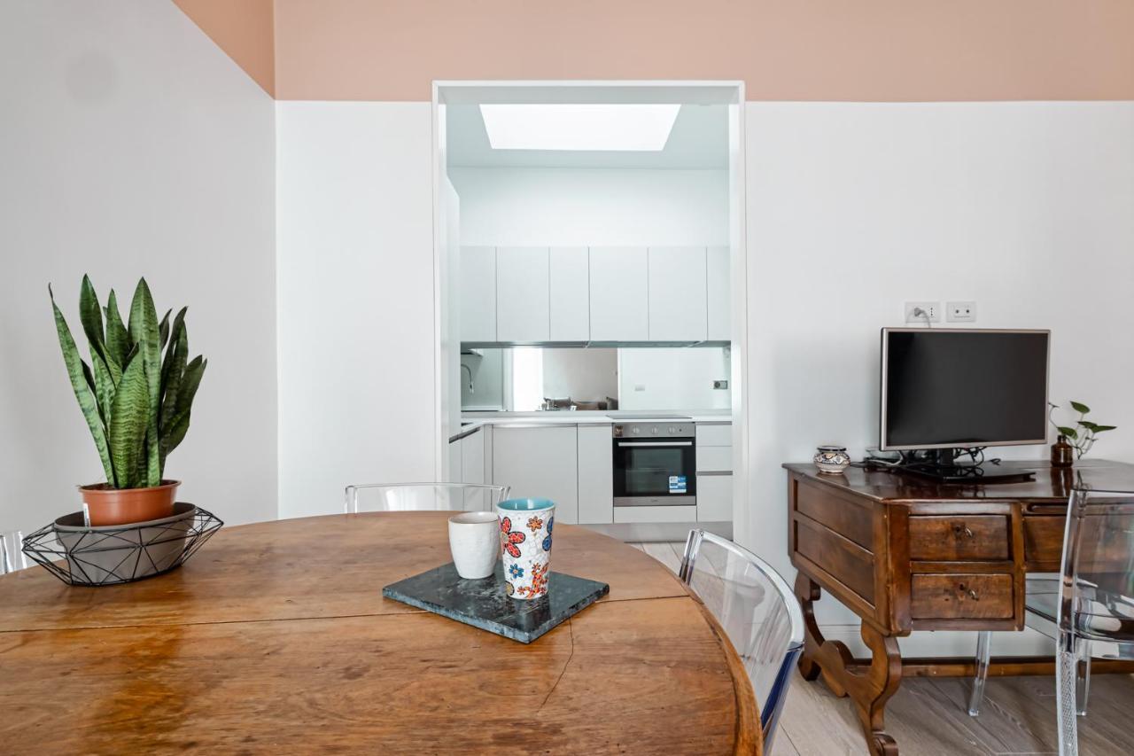 Fontana Di Trevi!! Comfy&Elegant 3Bedroom 2Bath 罗马 外观 照片